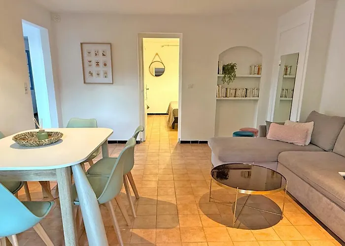 Semaphore 24 * Sainte-Maxime