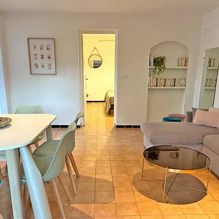 Semaphore 24 * Sainte-Maxime